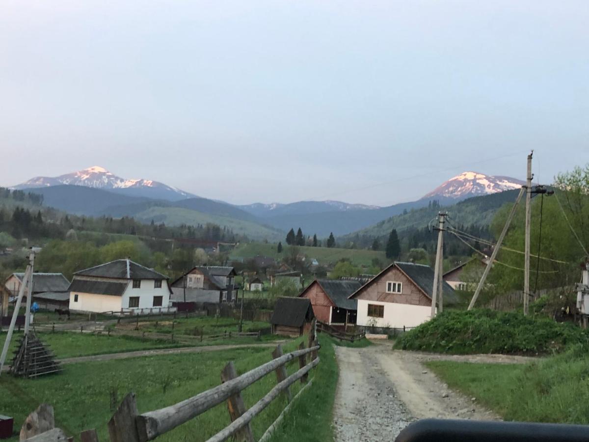 Котедж Mezohat Koz'meshchyk ภายนอก รูปภาพ